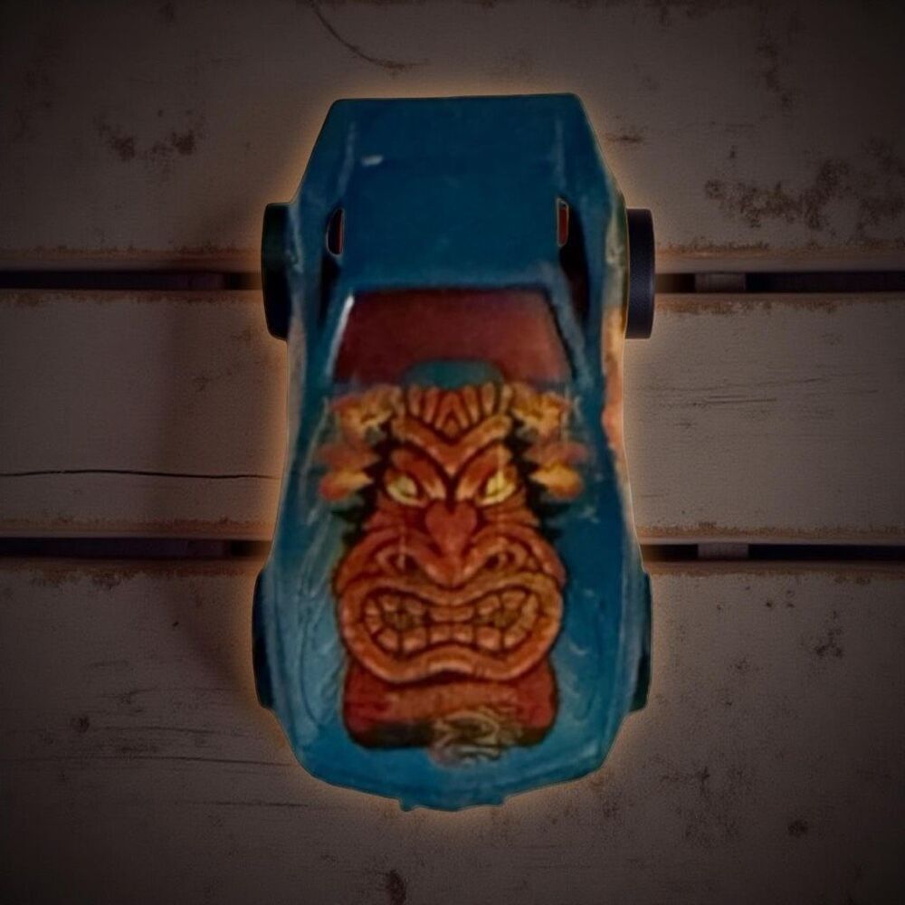 Vintage Mattel 1975 Hot Wheels Blue Red Tiki Corvette Stingray Die Cast Car